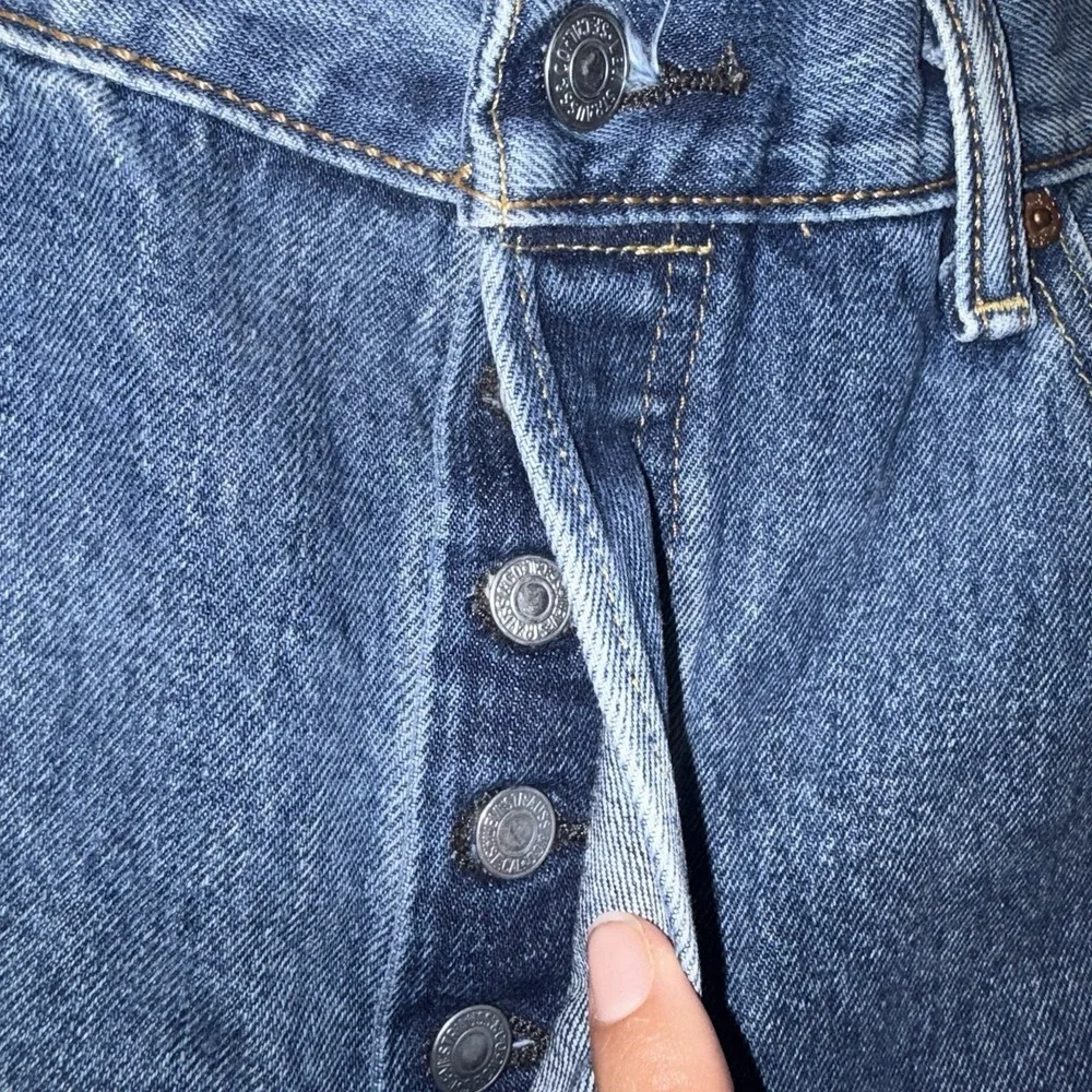 Levi's 501 Button Fly Straight Leg Blue Jeans Men's 35x34